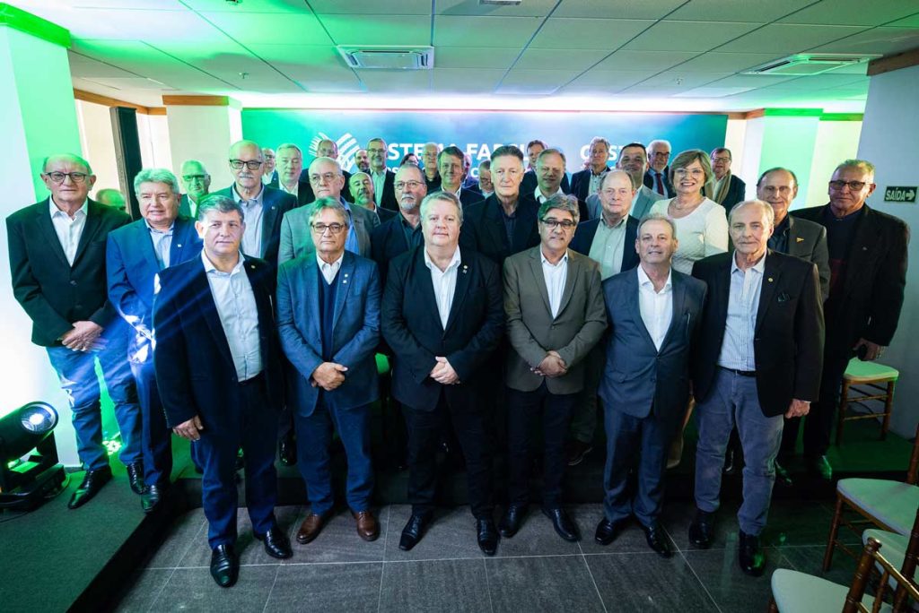 Farsul celebra 99 anos com posse de diretoria e cobranças em prol do agro gaúcho