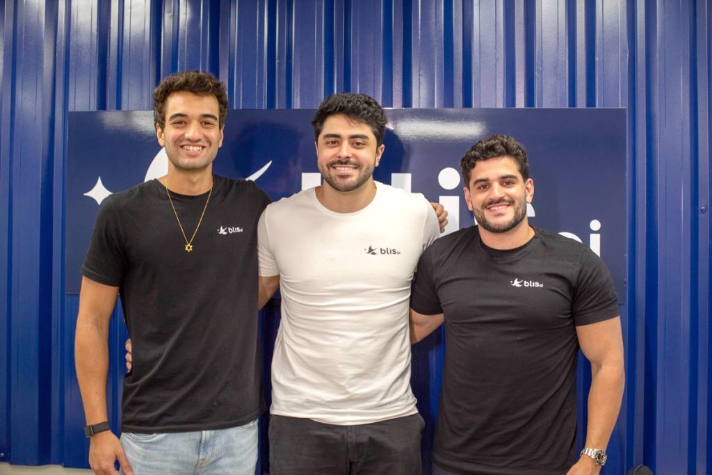 Blis AI levanta capital com valuation de R$ 30 milhões e projeta faturamento de R$ 8 milhões com IA para turismo via WhatsApp