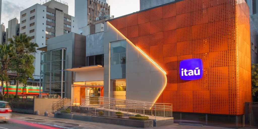 Itaú Unibanco e Soften Sistemas anunciam parceria para automatizar a gestão financeira de pequenas e médias empresas